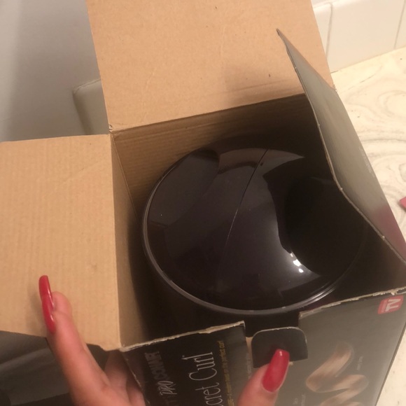 Secret curls - Picture 3 of 5